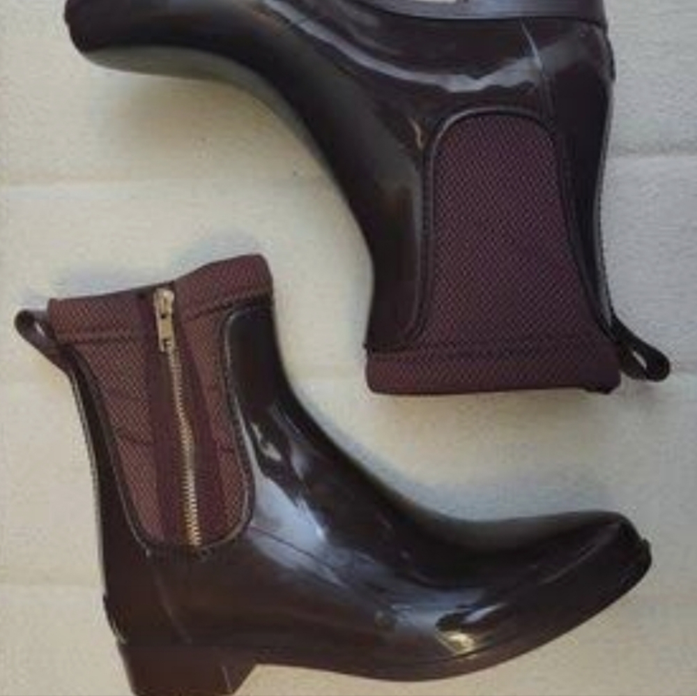 COUGAR STORM Burgendy Rain Boots size 8